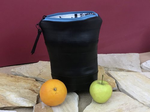 Lunchbag aus Upcycling-Fahrradschlauch, gefüttert mit beschichteter Baumwolle